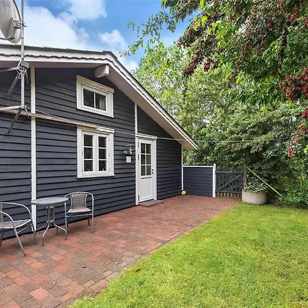 C11006-hemmet-bork-hytteby-45 別荘 *